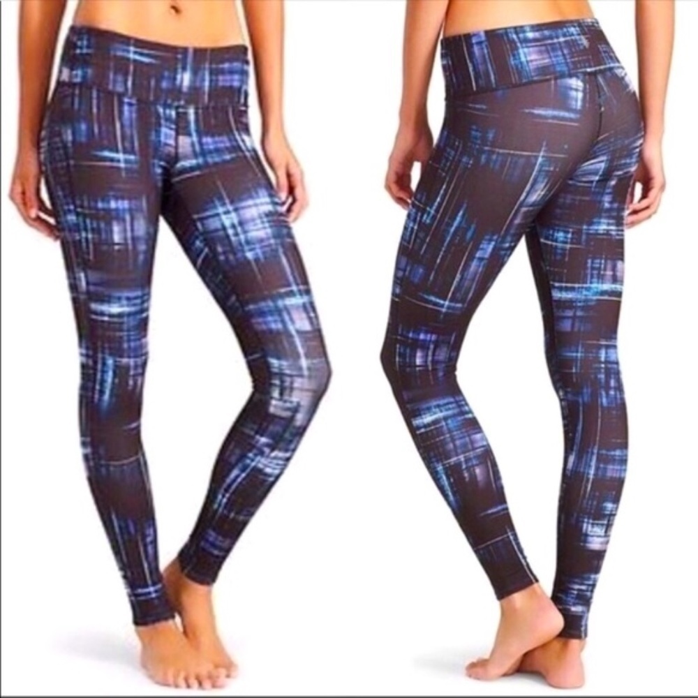 ATHLETA Chaturanga Yoga Leggings
